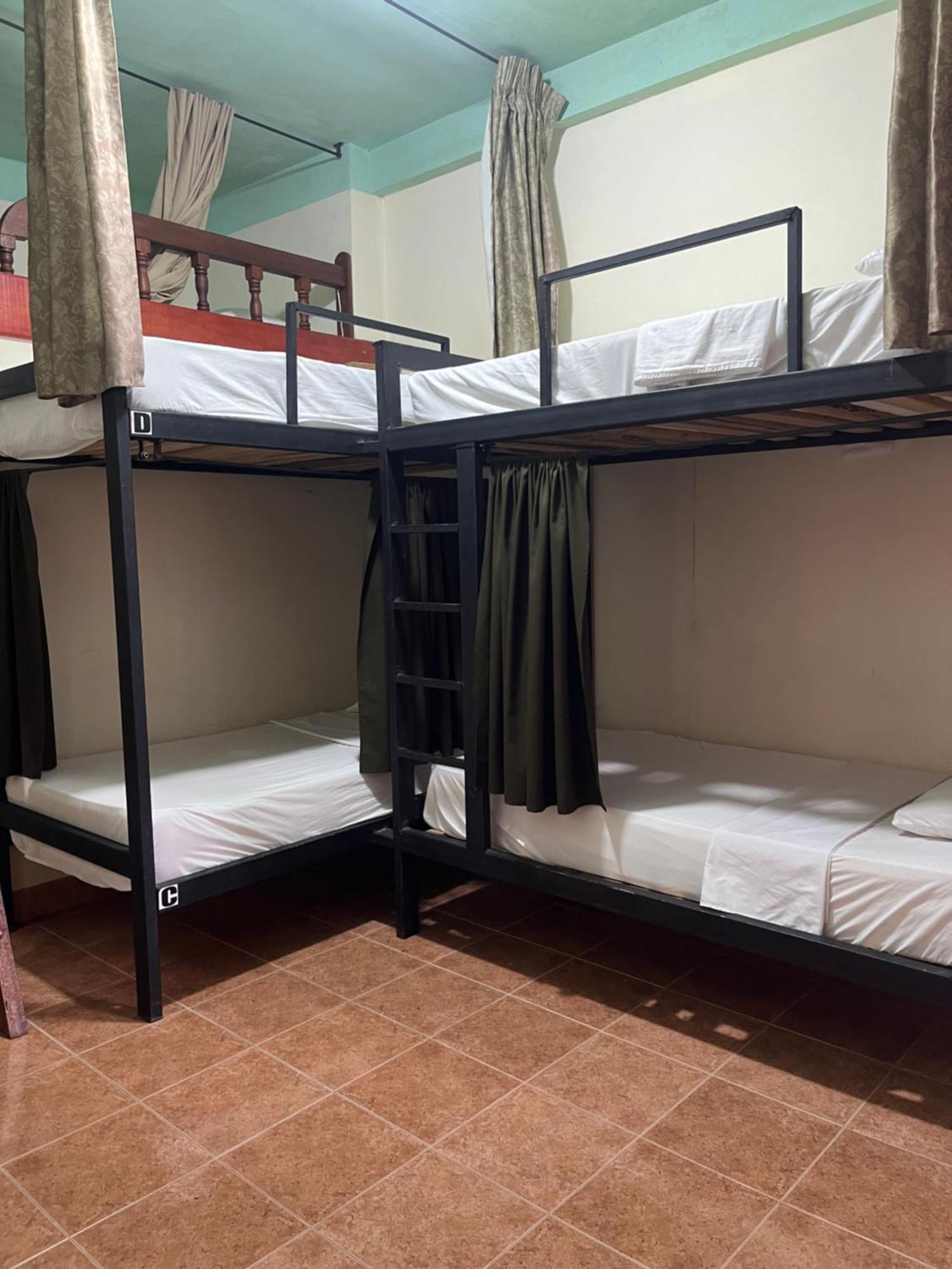 Candileja Hostel Jardin Ngoại thất bức ảnh