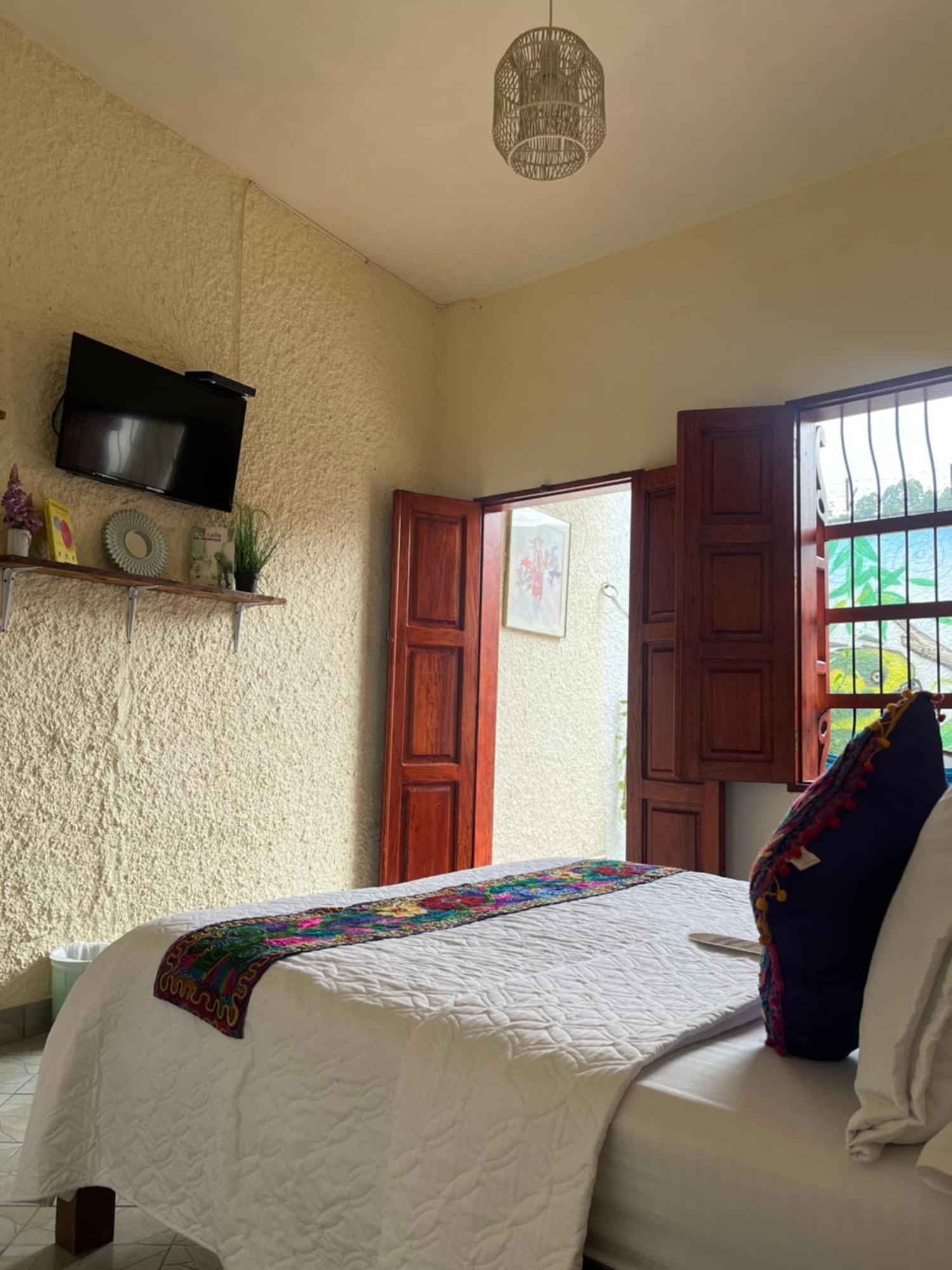 Candileja Hostel Jardin Ngoại thất bức ảnh